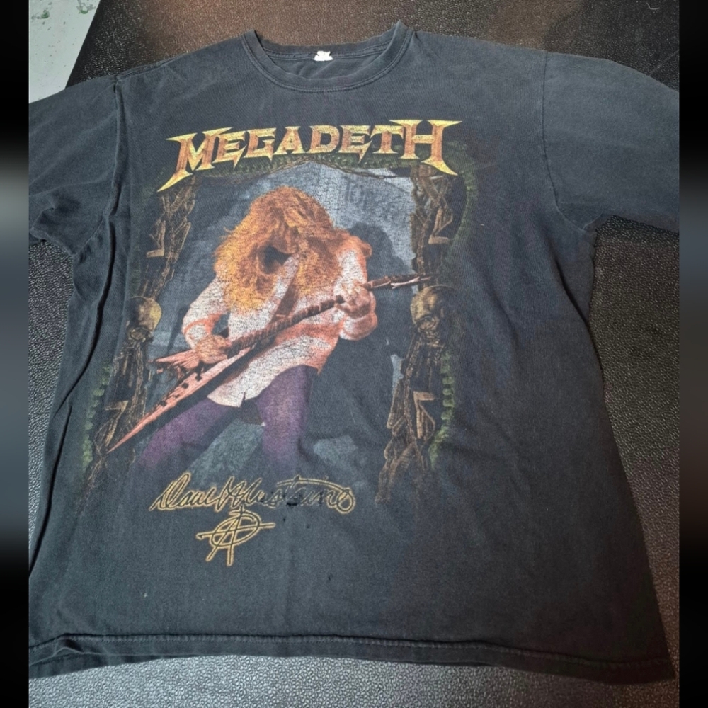 Vintage Megadeth Dave Mustaine Metal Band T Tee Shirt. Size L